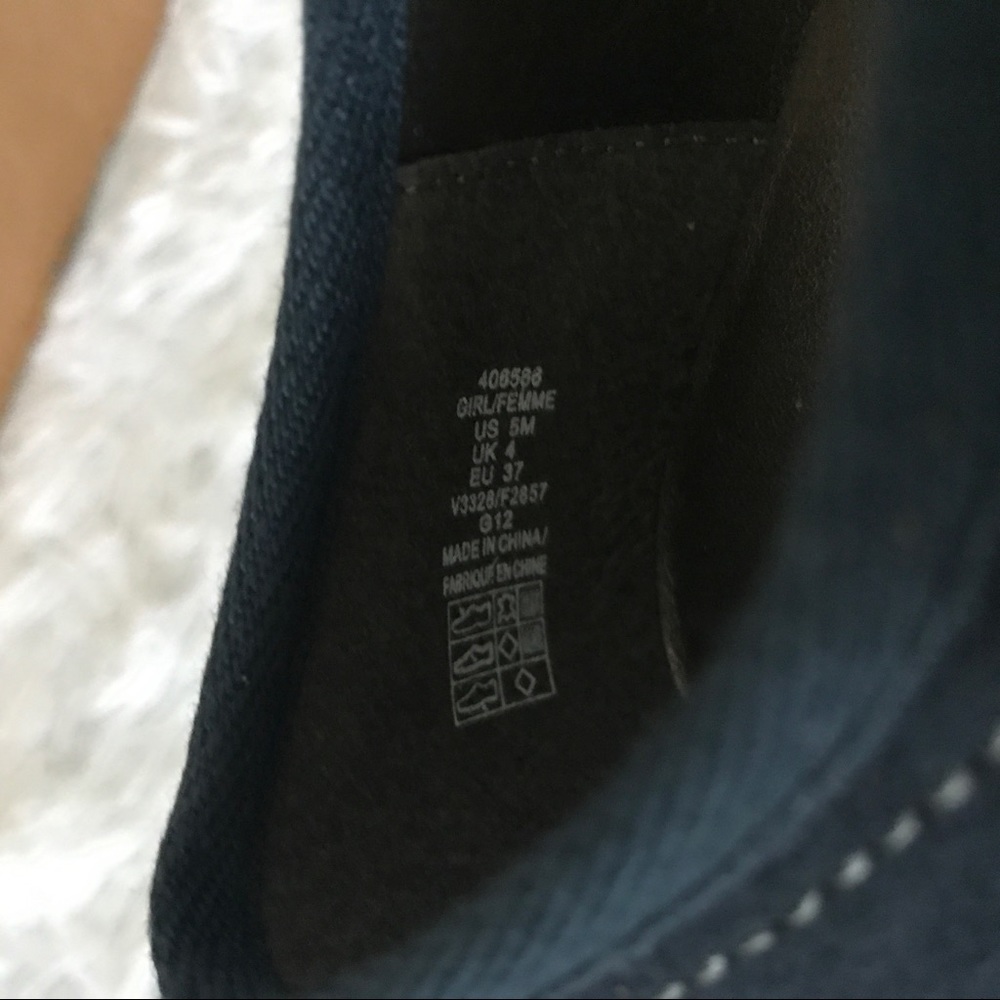 New Navy Blue Suede Mary Janes 5 Youth Lands' End - Picture 8 of 8